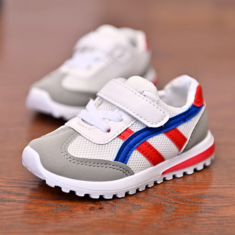 Street Fashion Boy - Modne siatkowe oddychające dziecięce buty sportowe