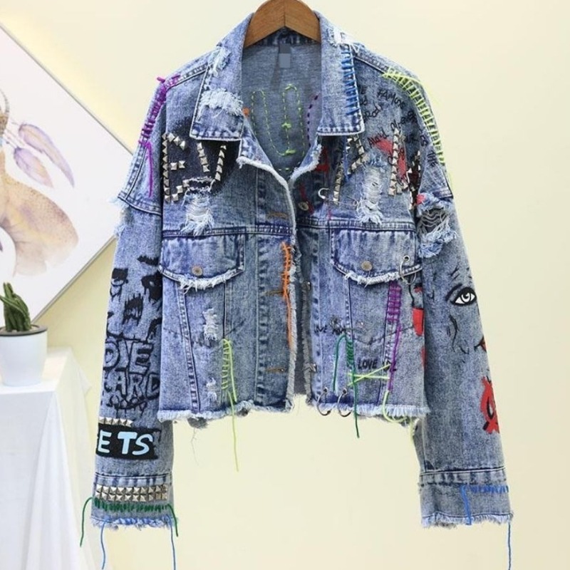 Street Fashion Graffiti - Modna kurtka jeansowa damska w stylu