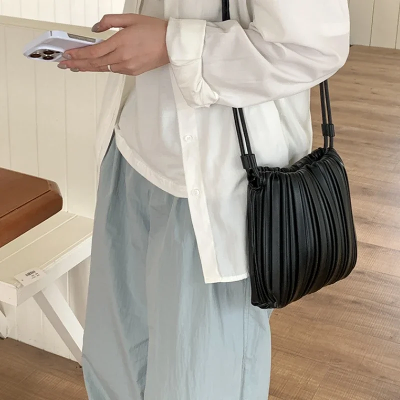 Street Fashion Korean - Letnia Nowa Damska Plisowana Torba Kurierska