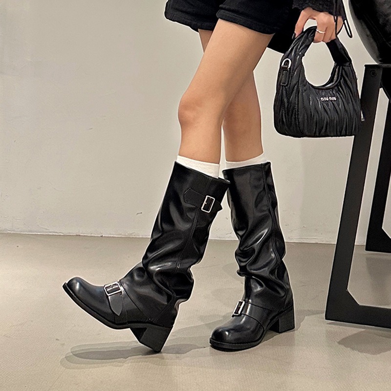 Street Fashion Trend 2025 - Damskie kozaki do kolan na platformie