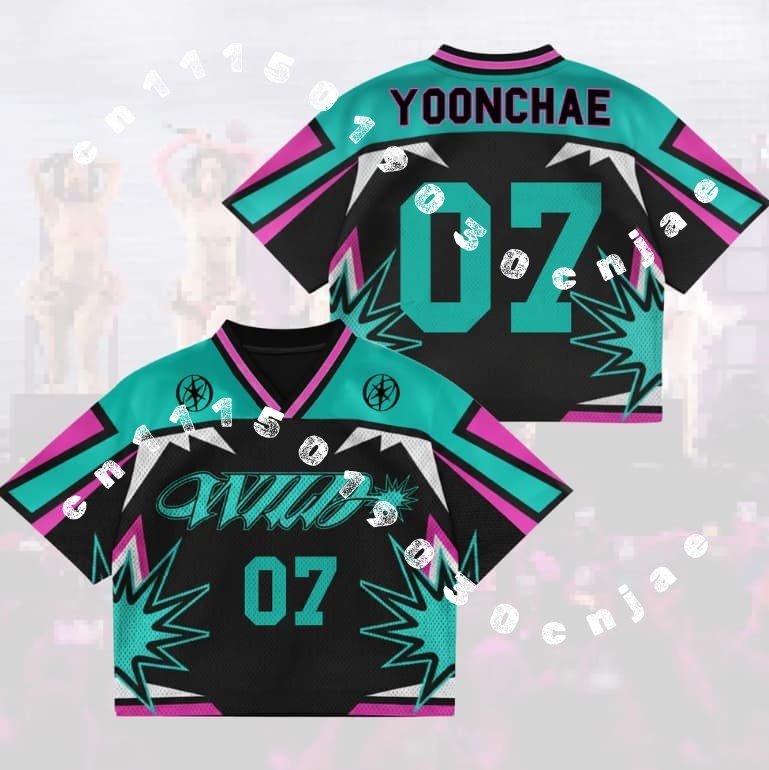 Street Fashion Kpop - Kpop KATSEYE Lara No.05 Graficzna Koszulka