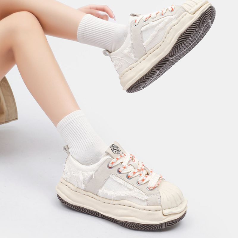 Moda unisex trampki damskie bu – Street Fashion Couple recenzja i cena