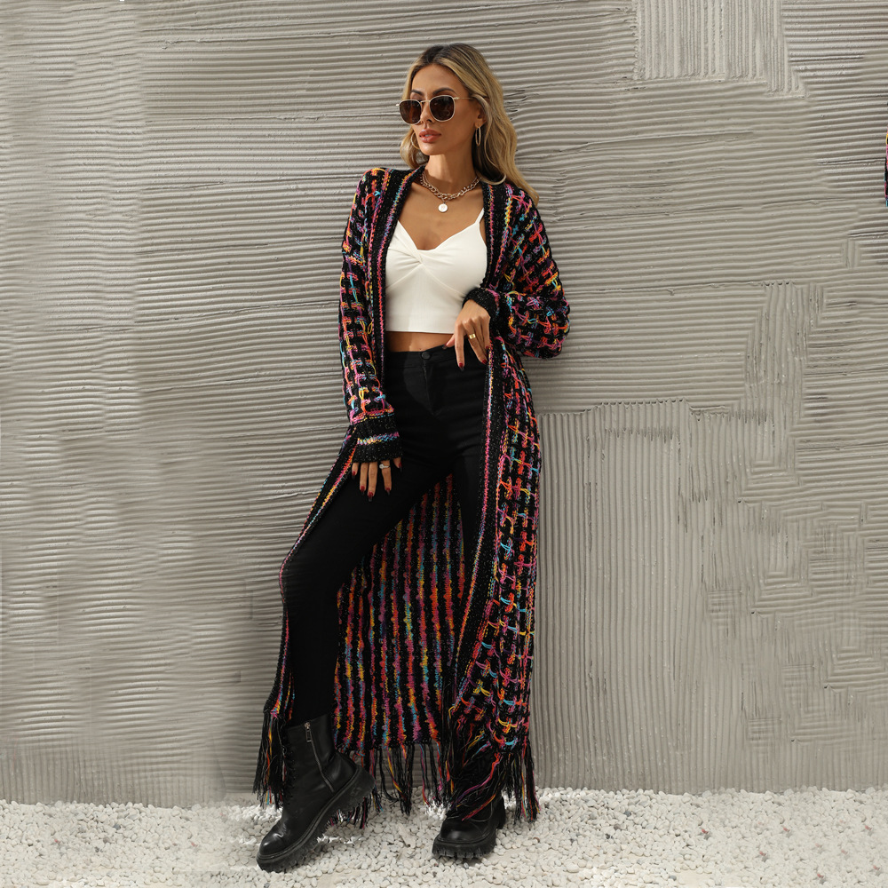 Długi kardigan z frędzlami w d – Street Fashion Winter 2026 recenzja i cena